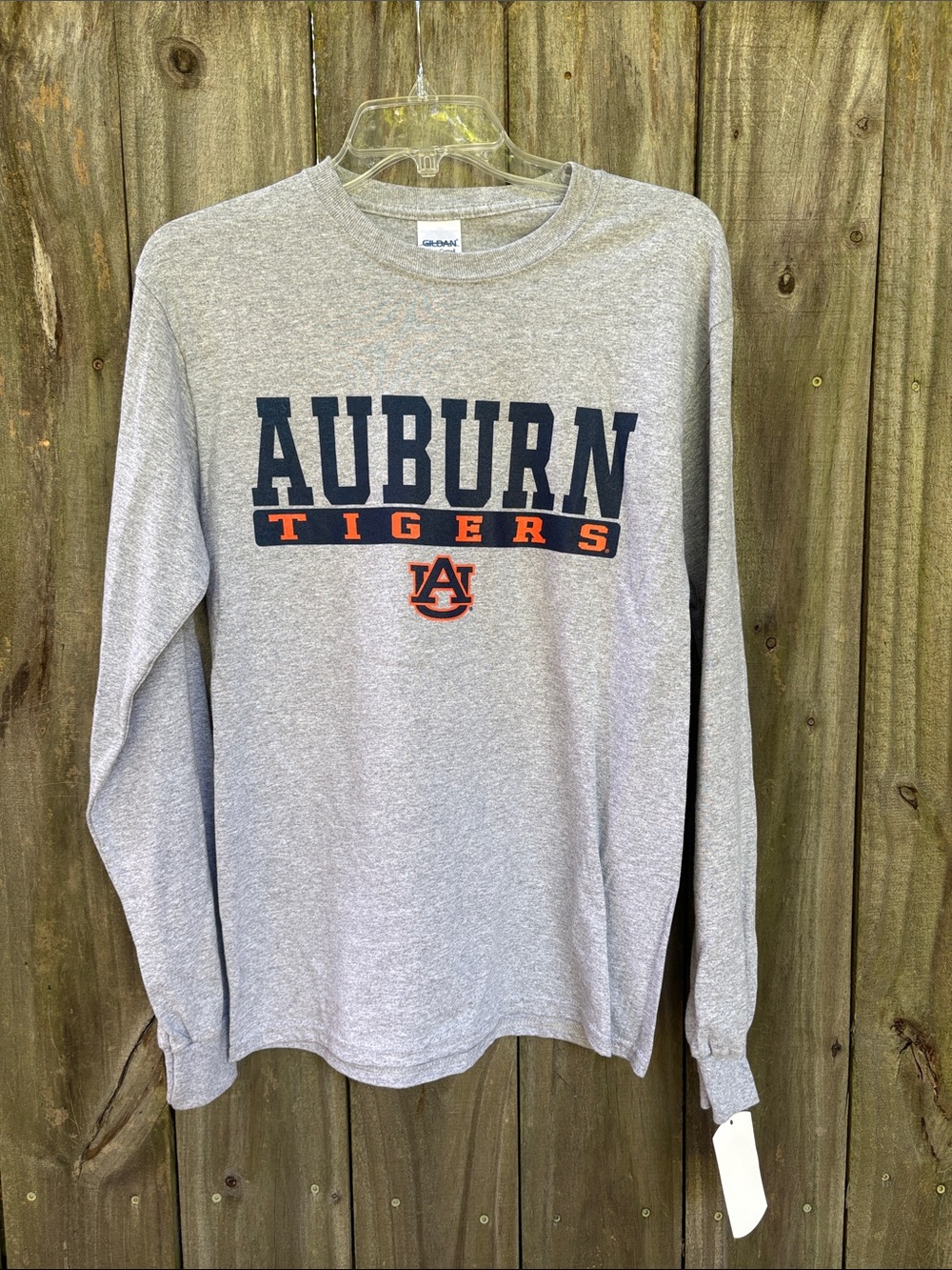 Men’s Auburn top